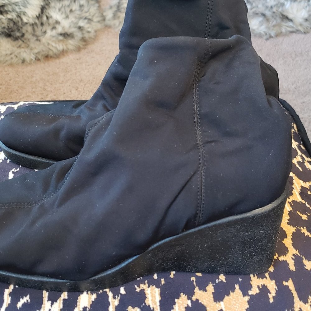 Black Wedges - Picture 2 of 3